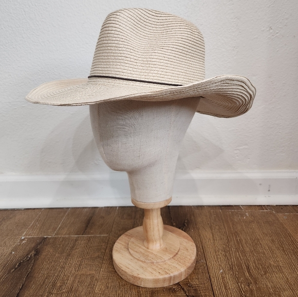 Peter Grimm unisex paper hat OS capsule quiet luxury minimalistcore vacationcore - Picture 2 of 10